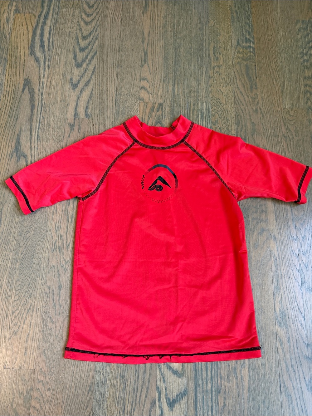 Quiksilver Kids Red Short-Sleeve Rashguard with Black Trim